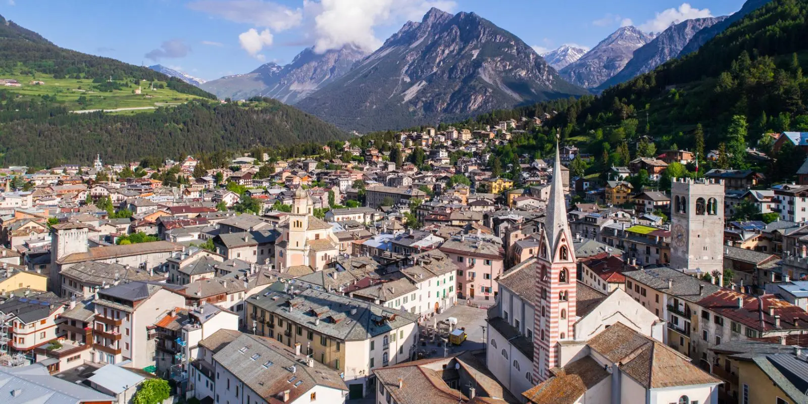 Tutto ciò che devi sapere per un viaggio perfetto a Tirano